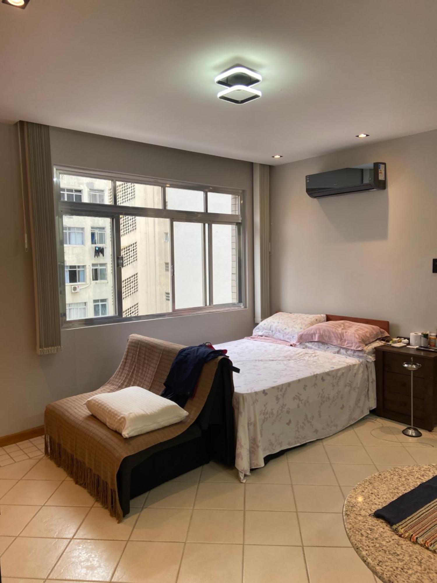 Apartamento Kitnet No Gonzaga Predio Frente Ao Mar Santos (Sao Paulo)